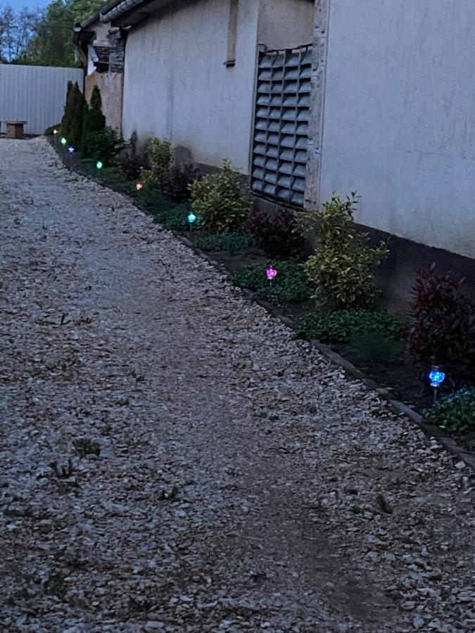 Apartament Levendula Vendeghaz Hajduboszormeny Zewnętrze zdjęcie